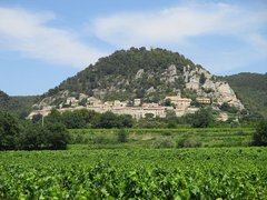 Dorf Séguret in der Provence