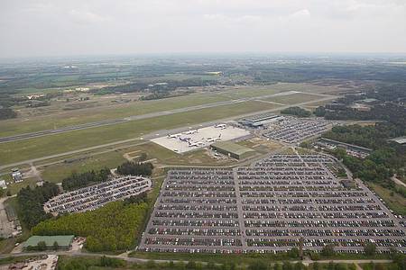 Weeze Airport Internet Cafe Weeze Airport Internet Cafe